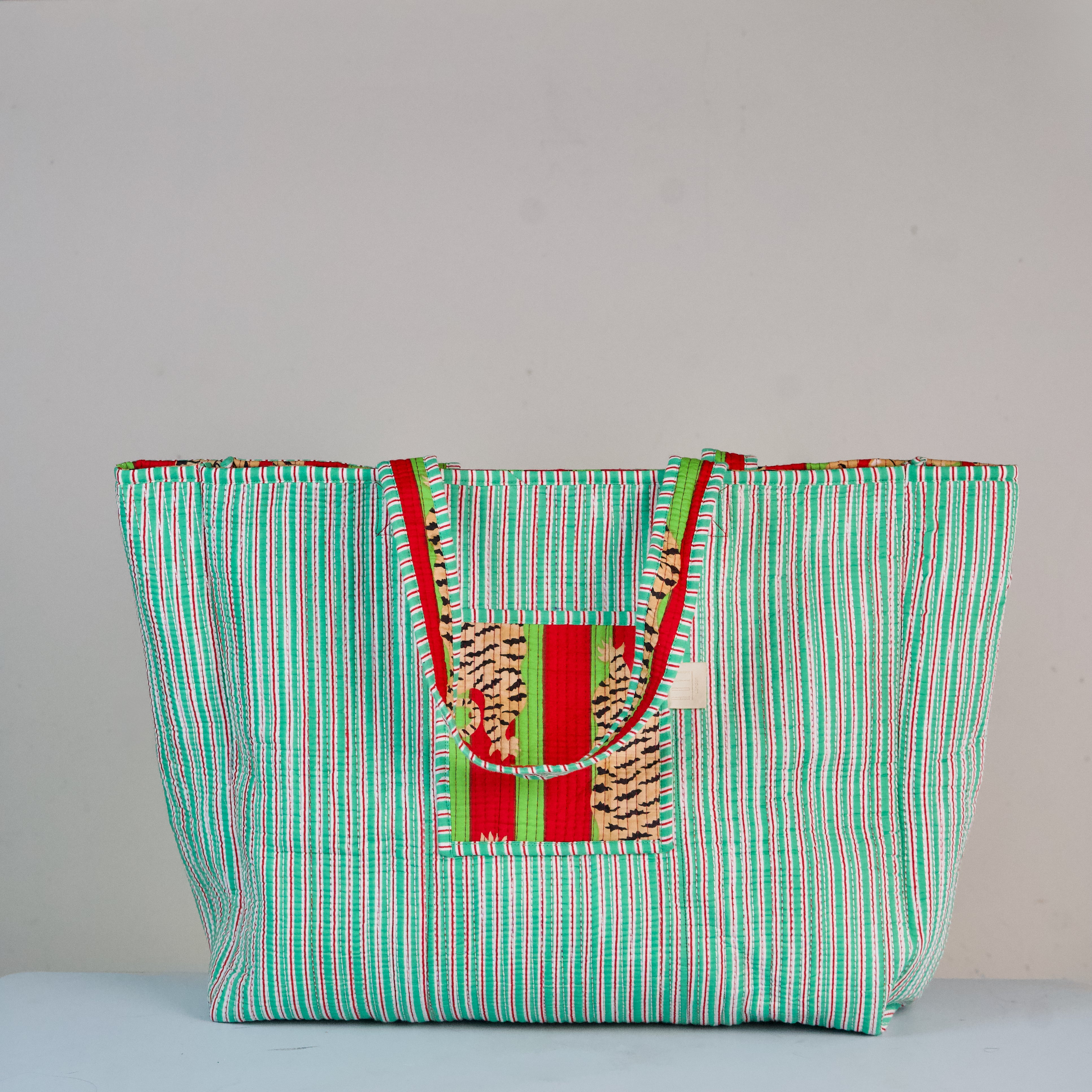 Bengal Tiger Tote bag